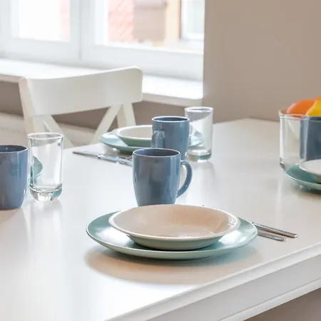 Cozy Ideal For Couples, Families & Groups Apartment *