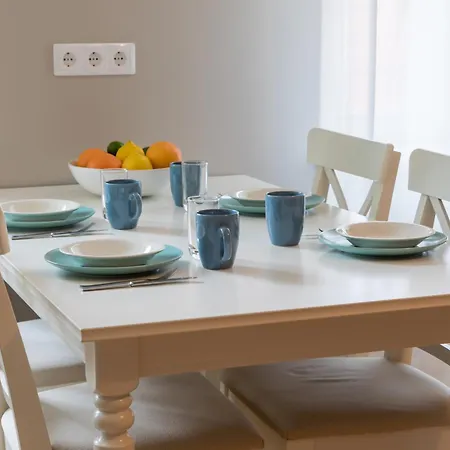 Apartment Cozy Ideal For Couples, Families & Groups Parnu