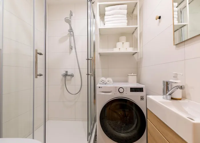 Apartamento Cozy Ideal For Couples, Families & Groups Pärnu