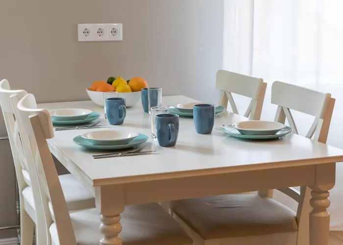 Apartamento Cozy Ideal For Couples, Families & Groups Pärnu