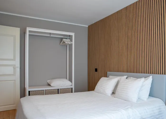 Cozy Ideal For Couples, Families & Groups Apartamento Pärnu